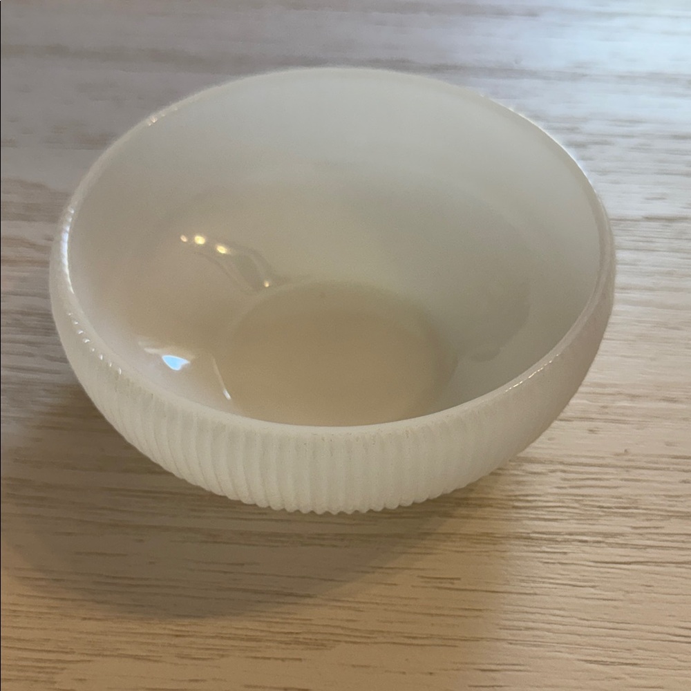 Classic White Ribbed Ceramic Serving Bowl